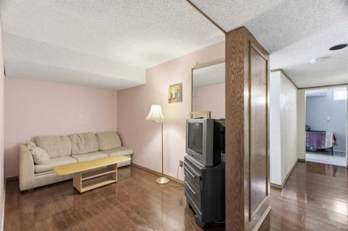 4008 36 Street Nw, Calgary, AB - Indoor