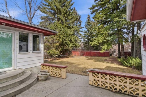 4008 36 Street Nw, Calgary, AB - Outdoor