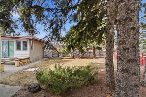 4008 36 Street Nw, Calgary, AB - Outdoor