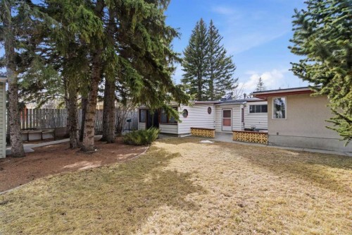 4008 36 Street Nw, Calgary, AB - Outdoor