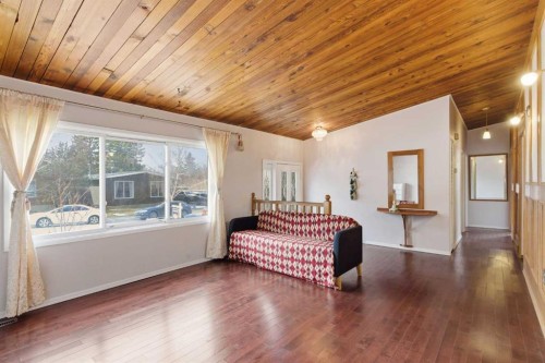 4008 36 Street Nw, Calgary, AB - Indoor