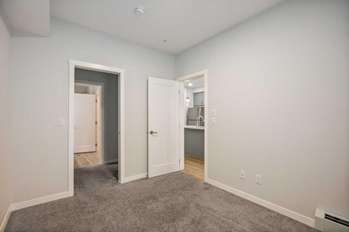 101-200 Shawnee Square Sw, Calgary, AB - Indoor