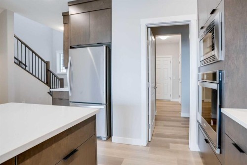 77 Calhoun Crescent Ne, Calgary, AB - Indoor Photo Showing Kitchen