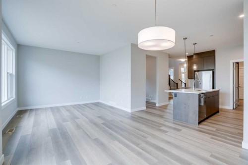 77 Calhoun Crescent Ne, Calgary, AB - Indoor Photo Showing Kitchen