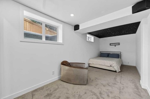 1423 18 Street Ne, Calgary, AB - Indoor