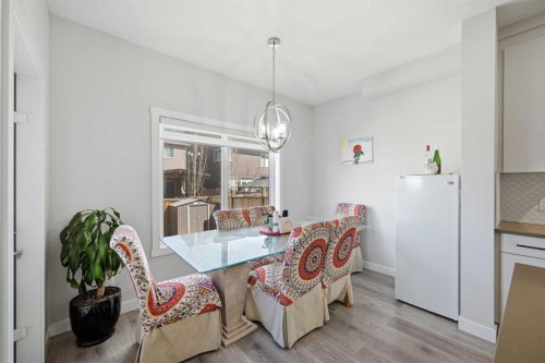 82 Legacy Glen Terrace Se, Calgary, AB - Indoor Photo Showing Dining Room