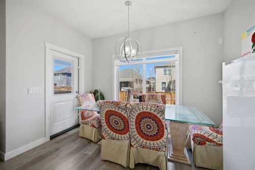 82 Legacy Glen Terrace Se, Calgary, AB - Indoor Photo Showing Dining Room