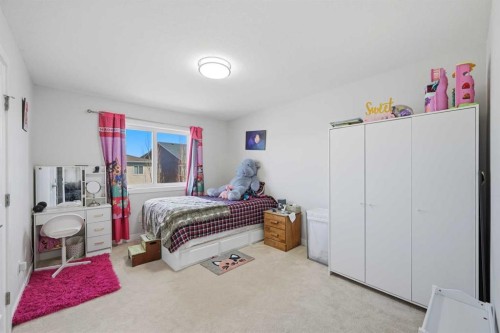 82 Legacy Glen Terrace Se, Calgary, AB - Indoor Photo Showing Bedroom