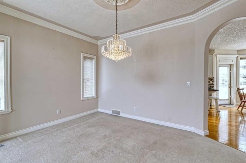 253 Patterson Boulevard Sw, Calgary, AB - Indoor Photo Showing Other Room