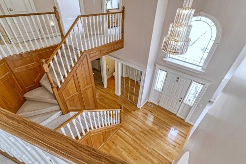 253 Patterson Boulevard Sw, Calgary, AB - Indoor Photo Showing Other Room