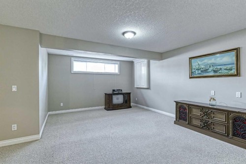 253 Patterson Boulevard Sw, Calgary, AB - Indoor