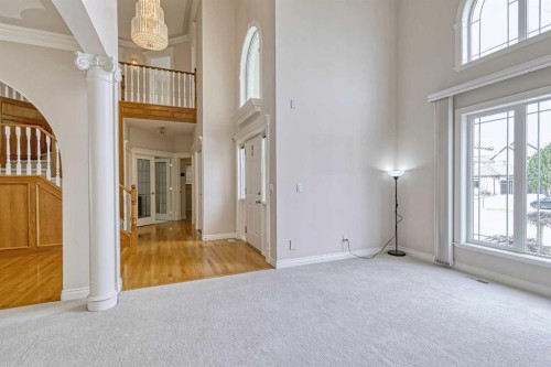 253 Patterson Boulevard Sw, Calgary, AB - Indoor Photo Showing Other Room