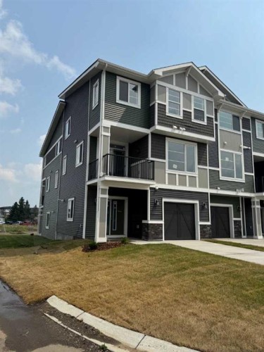 4 Waterford Glen, Chestermere, AB - Outdoor With Facade