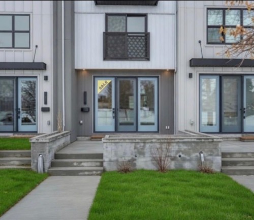 645 53 Avenue Sw, Calgary, AB - Outdoor