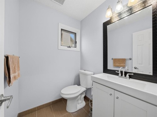 247 Hidden Valley Place Nw, Calgary, AB - Indoor Photo Showing Bathroom