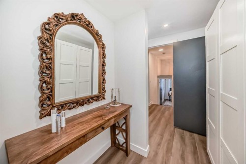 60 Point Drive Nw, Calgary, AB - Indoor Photo Showing Other Room