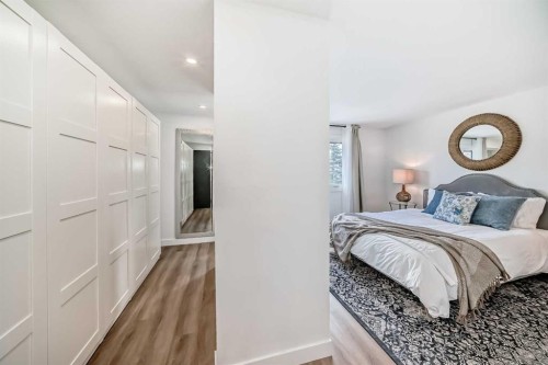 60 Point Drive Nw, Calgary, AB - Indoor Photo Showing Bedroom