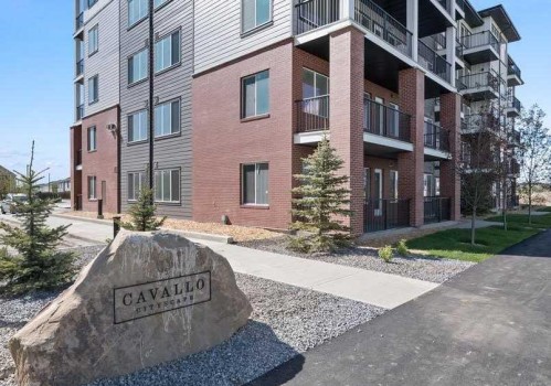 1501-395 Skyview Parkway NE Calgary, AB L4A 4X5