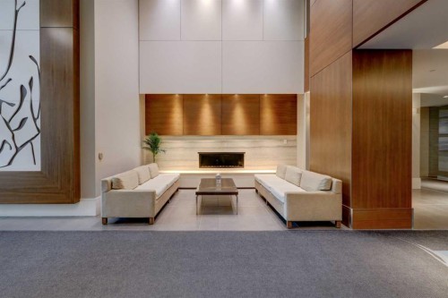 246-222 Riverfront Avenue Sw, Calgary, AB - Indoor Photo Showing Other Room