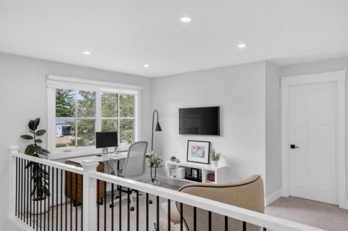 648 Willingdon Boulevard Se, Calgary, AB - Indoor