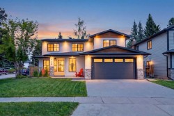 648 Willingdon Boulevard SE Calgary, AB T2J 2B4
