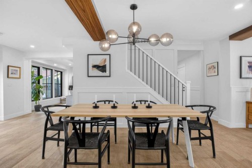 648 Willingdon Boulevard Se, Calgary, AB - Indoor Photo Showing Dining Room