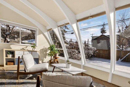 2507 Chicoutimi Drive Nw, Calgary, AB - Indoor