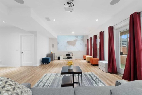 99 Evansglen Circle Nw, Calgary, AB - Indoor