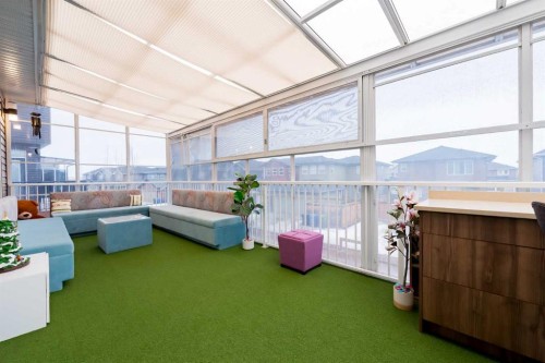 99 Evansglen Circle Nw, Calgary, AB - Indoor Photo Showing Other Room