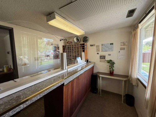 703 9 Highway South, Drumheller, AB 