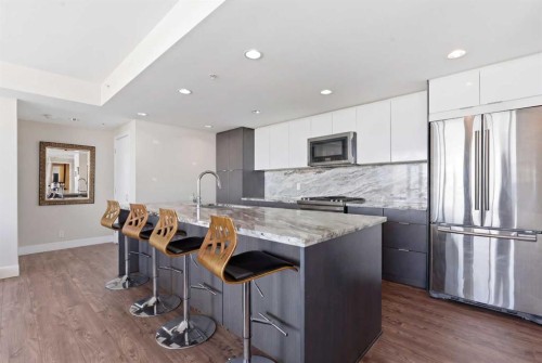 2704-510 6 Avenue Se, Calgary, AB - Indoor Photo Showing Kitchen With Stainless Steel Kitchen With Upgraded Kitchen