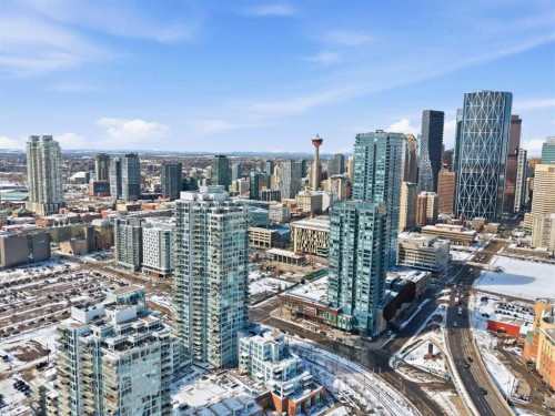 2704-510 6 Avenue Se, Calgary, AB - Outdoor With View