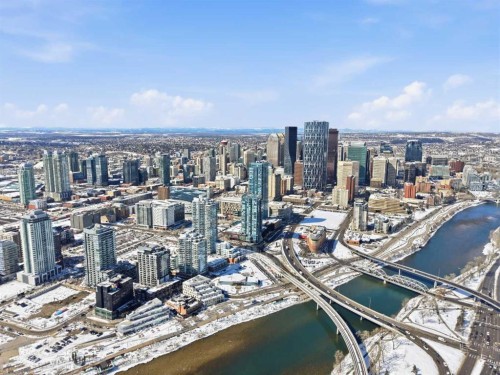 2704-510 6 Avenue Se, Calgary, AB - Outdoor With View