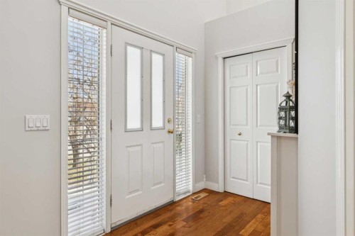 450 Wentworth Place Sw, Calgary, AB - Indoor Photo Showing Other Room