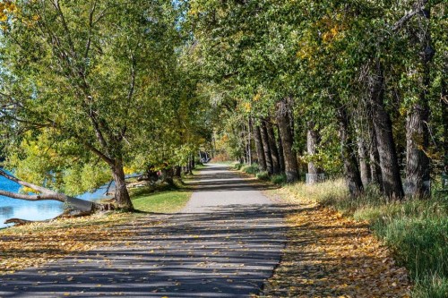 48 Rivergreen Crescent Se, Calgary, AB - Outdoor With View