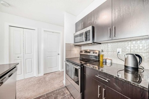 2411-81 Legacy Boulevard Se, Calgary, AB - Indoor Photo Showing Kitchen