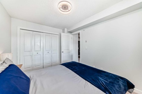 2411-81 Legacy Boulevard Se, Calgary, AB - Indoor Photo Showing Bedroom
