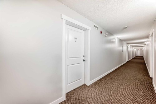2411-81 Legacy Boulevard Se, Calgary, AB - Indoor Photo Showing Other Room