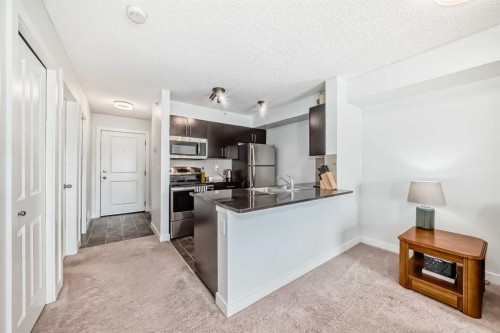 2411-81 Legacy Boulevard Se, Calgary, AB - Indoor Photo Showing Kitchen