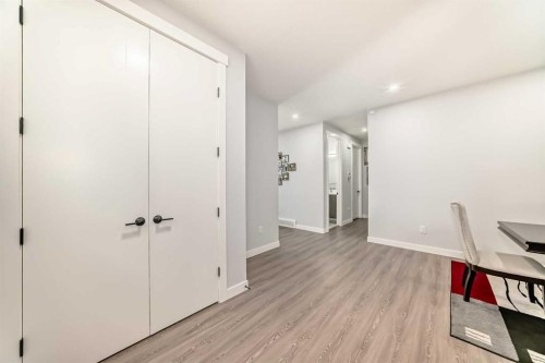 82 Waterford Crescent, Chestermere, AB - Indoor Photo Showing Other Room