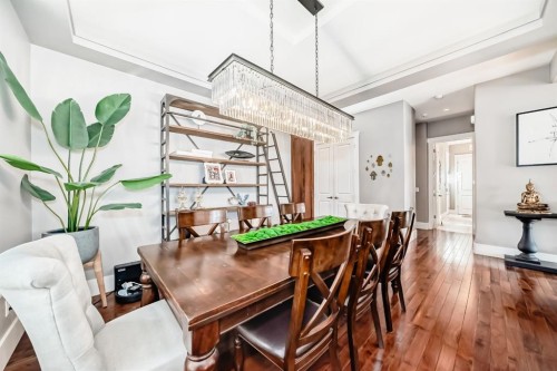 22 Angle Street Sw, Calgary, AB - Indoor Photo Showing Dining Room