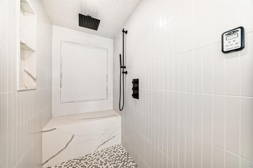 22 Angle Street Sw, Calgary, AB - Indoor