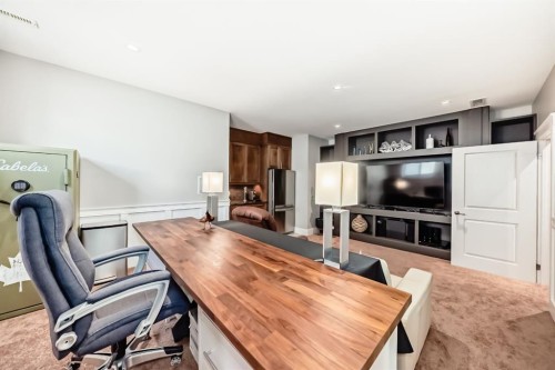 22 Angle Street Sw, Calgary, AB - Indoor