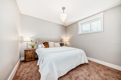 22 Angle Street Sw, Calgary, AB - Indoor Photo Showing Bedroom