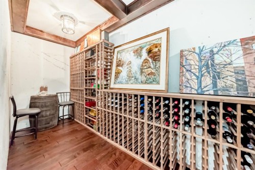 22 Angle Street Sw, Calgary, AB - Indoor Photo Showing Other Room