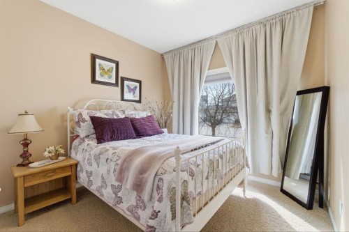 10 Goddard Circle, Carstairs, AB - Indoor Photo Showing Bedroom