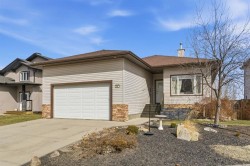 10 Goddard Circle Carstairs, AB T0M 0N0