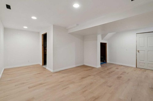 72 Mt Apex Green Se, Calgary, AB - Indoor Photo Showing Other Room
