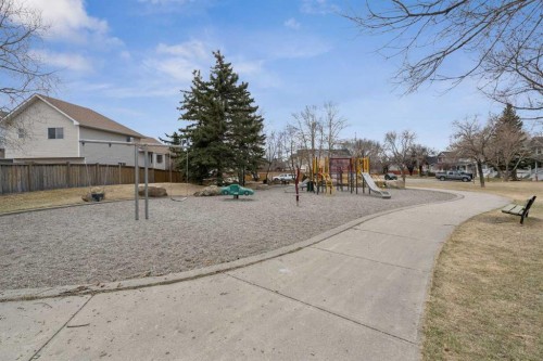 72 Mt Apex Green Se, Calgary, AB - Outdoor