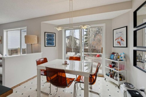 72 Mt Apex Green Se, Calgary, AB - Indoor Photo Showing Dining Room